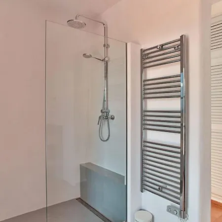 Apartment Newly Rebuilt Stylish Zamardi